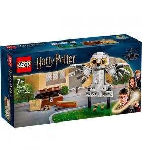 LEGO HARRY POTTER Hedwig™ en el Número 4 de Privet Drive